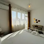 Toni House 405 Marina Apartment *
