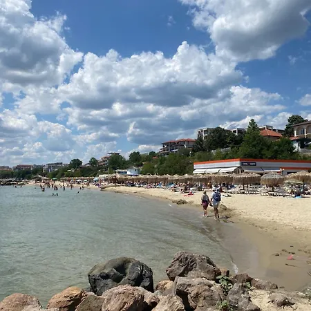 Апартаменти Toni House 405 Marina