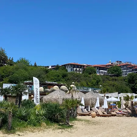 Апартамент Toni House 405 Marina *