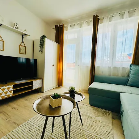 Апартаменти Toni House 405 Marina *
